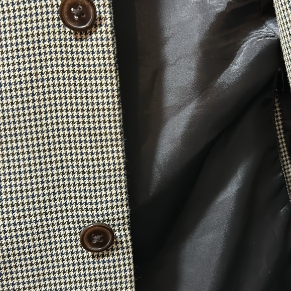 Men’s sport coat, 54 long, black, tan, navy pattern - Picture 4 of 12